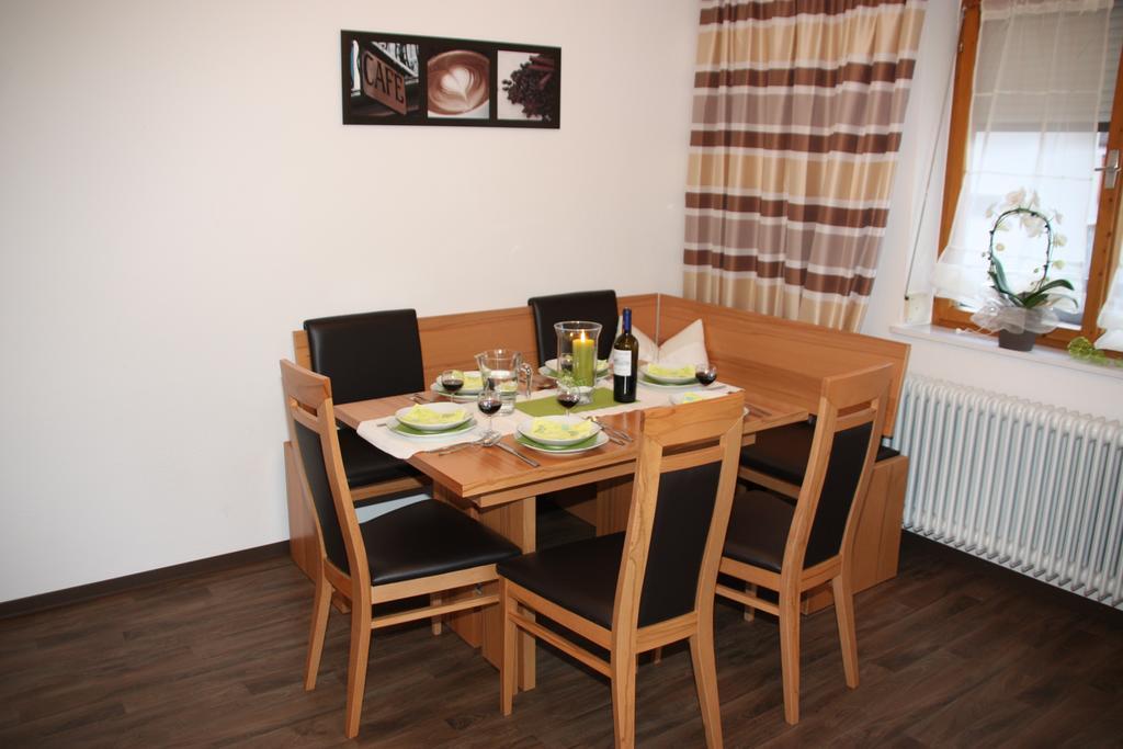 Gaestehaus Neuhauser Zell am Ziller Chambre photo