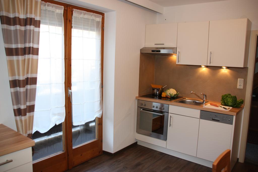 Gaestehaus Neuhauser Zell am Ziller Chambre photo