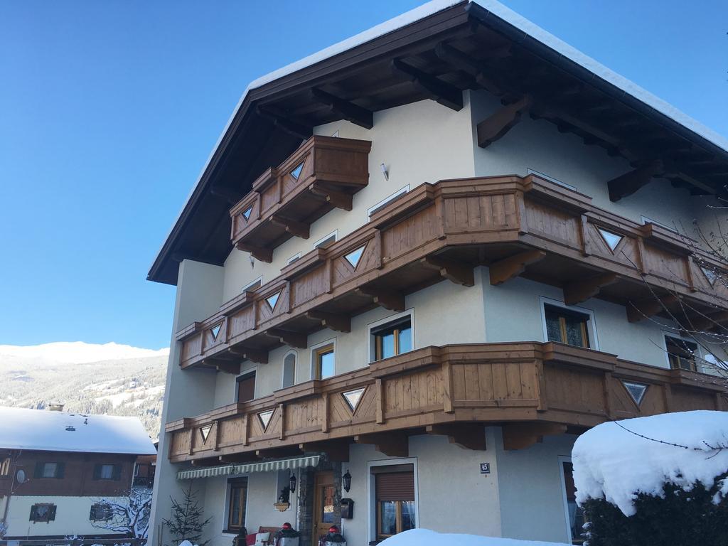 Gaestehaus Neuhauser Zell am Ziller Extérieur photo